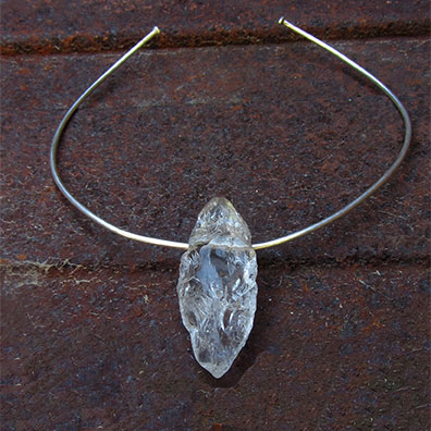 lg_necklace_crystal