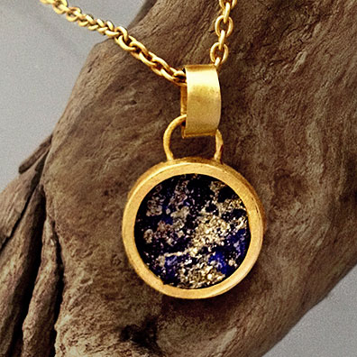 Lapis pendant