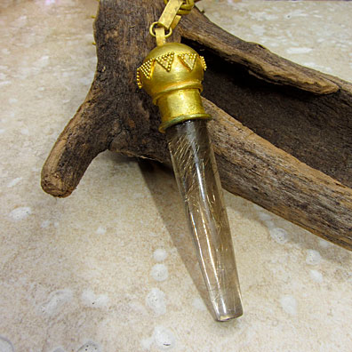 lg_pen_cris quartz gold top