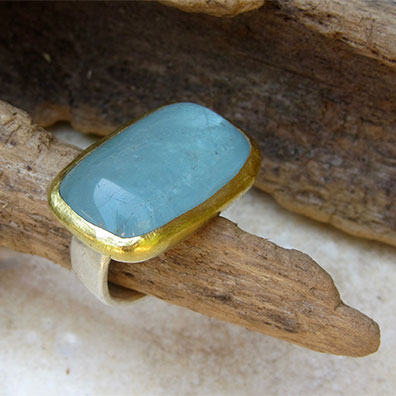 Ring 22k aqua stone